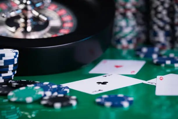 shweluck Jackpot Slots နှင့် Megaways Slot ဂိမ်းများ ကစားနေသောသဘောကွင်း